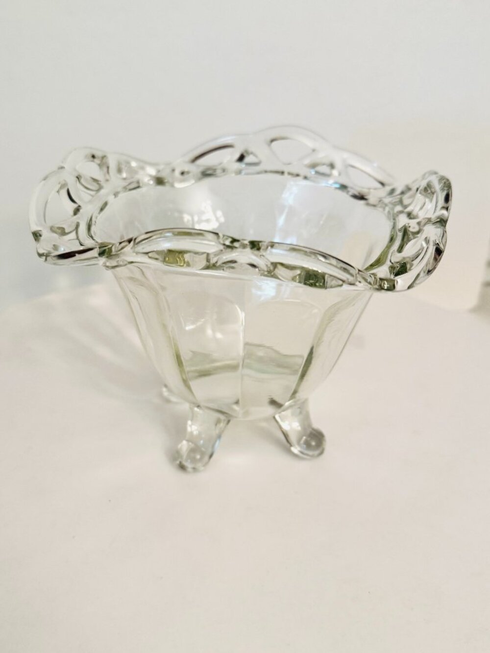 Vtg 1940 Imperial Glass Bowl Crocheted Edge 2.5 oz Vase Candy Dish 4 Toe Footed